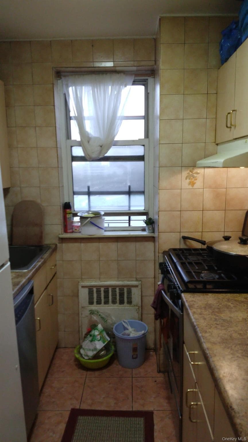 86-05 60th Road Rd Unit: 3B thumbnail 9