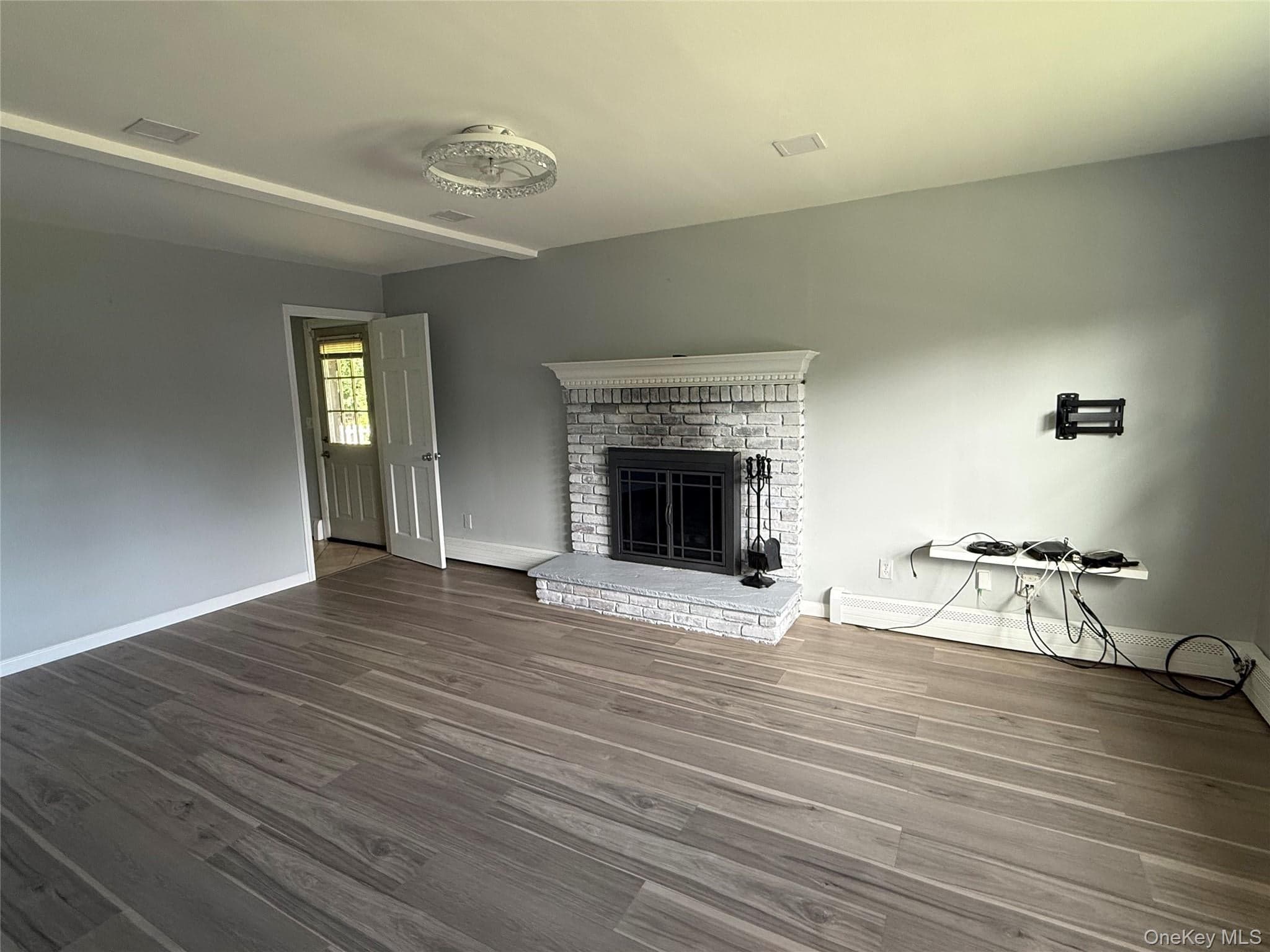 3123 Douglas Drive thumbnail 10