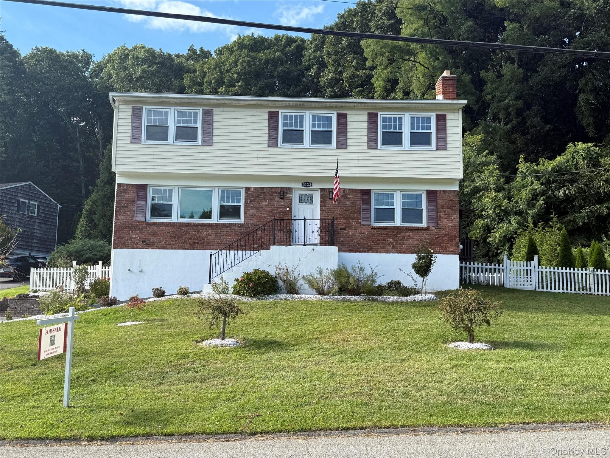 3123 Douglas Drive thumbnail 4