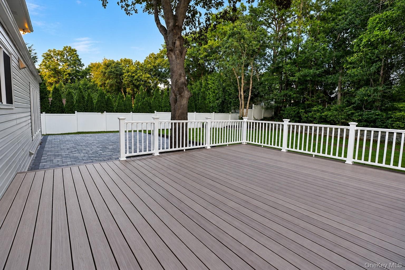140 Seaman Neck Road thumbnail 35