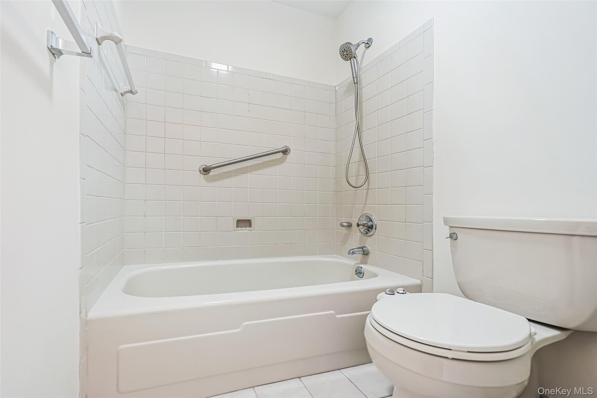 708 W Cabot Court Unit: 708 thumbnail 9
