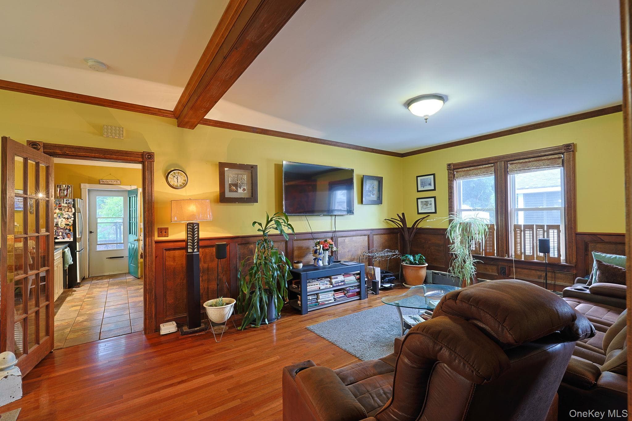8 Bartlett Street thumbnail 6