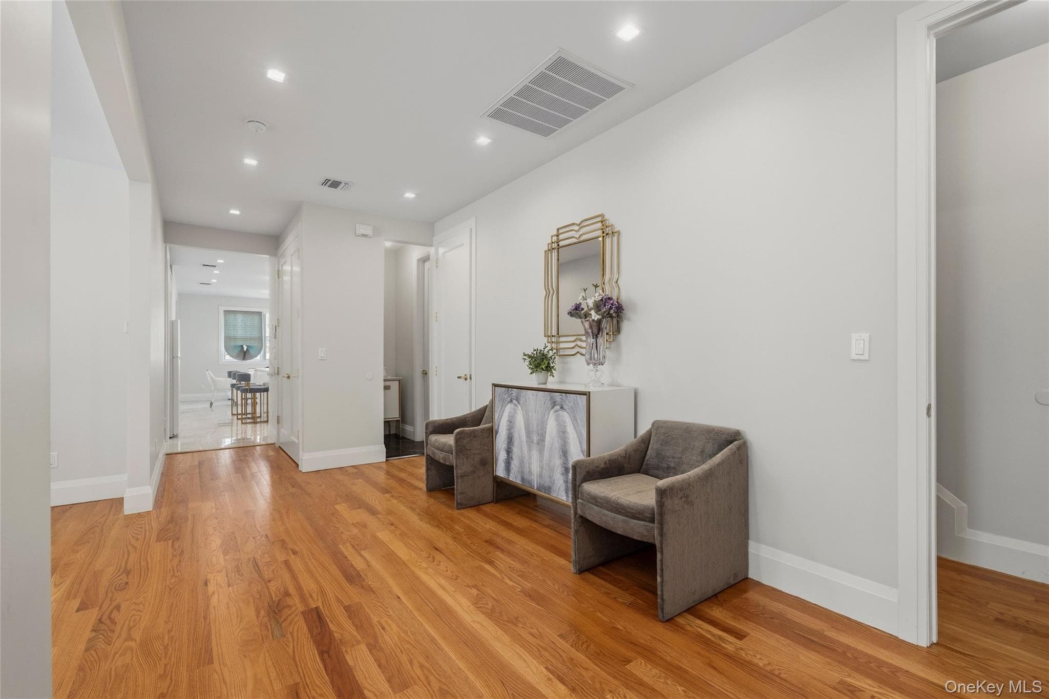 14 Van Arsdale Road thumbnail 5