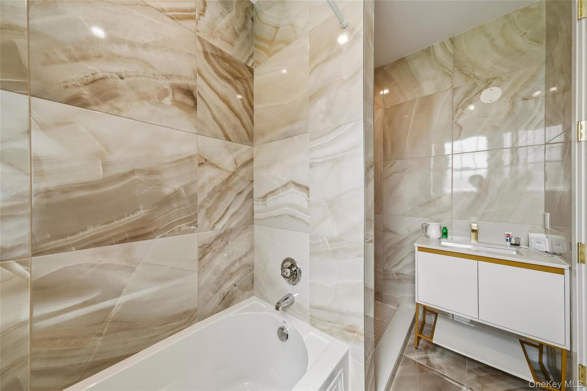 14 Van Arsdale Road thumbnail 26
