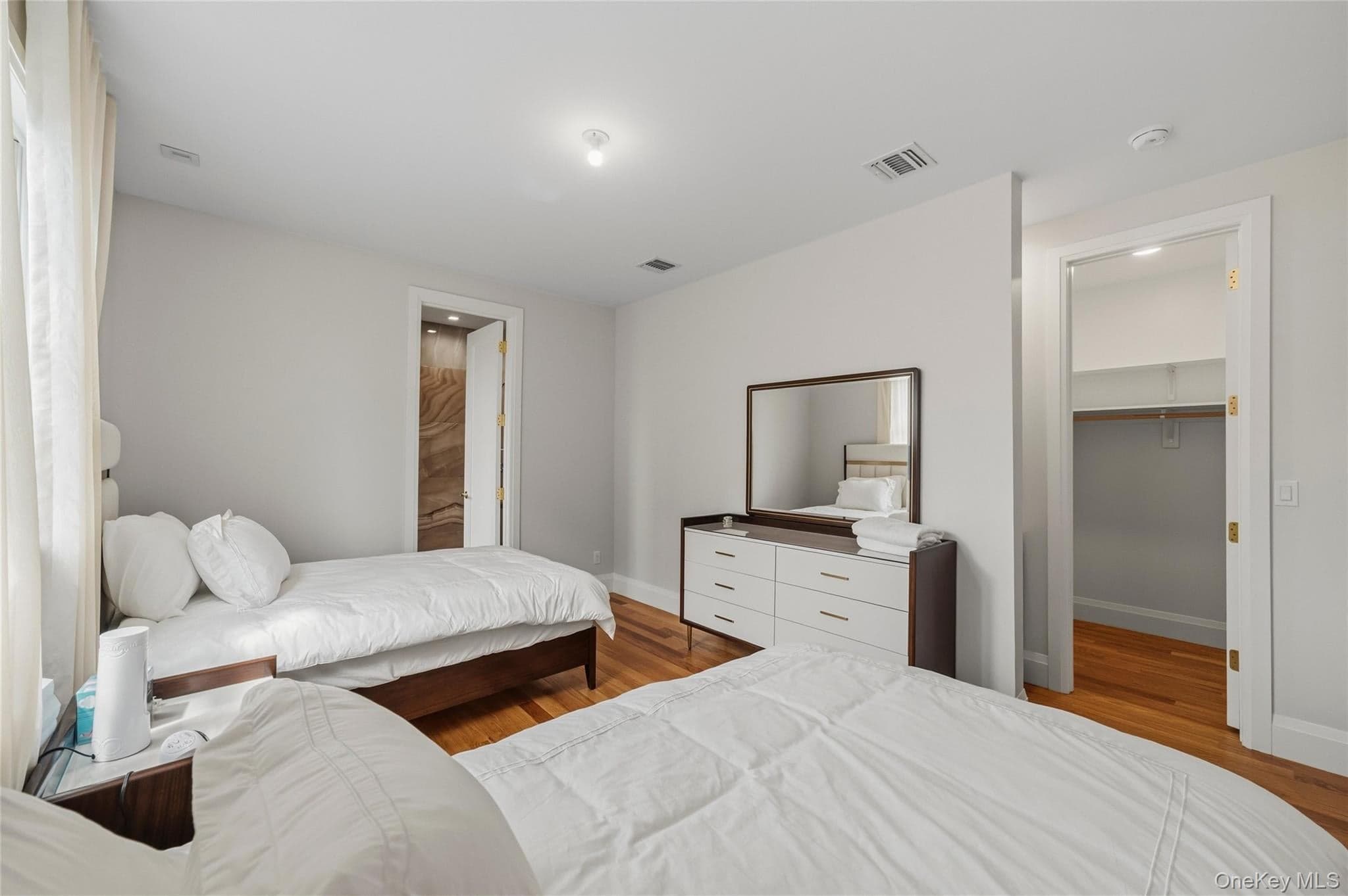 14 Van Arsdale Road thumbnail 25