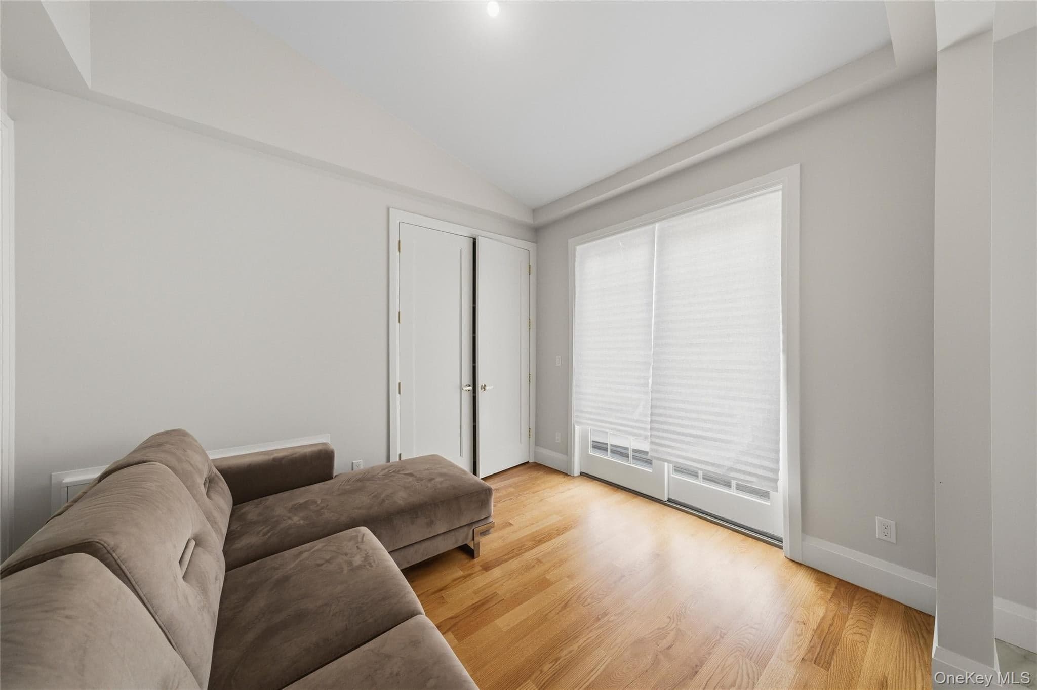 14 Van Arsdale Road thumbnail 20