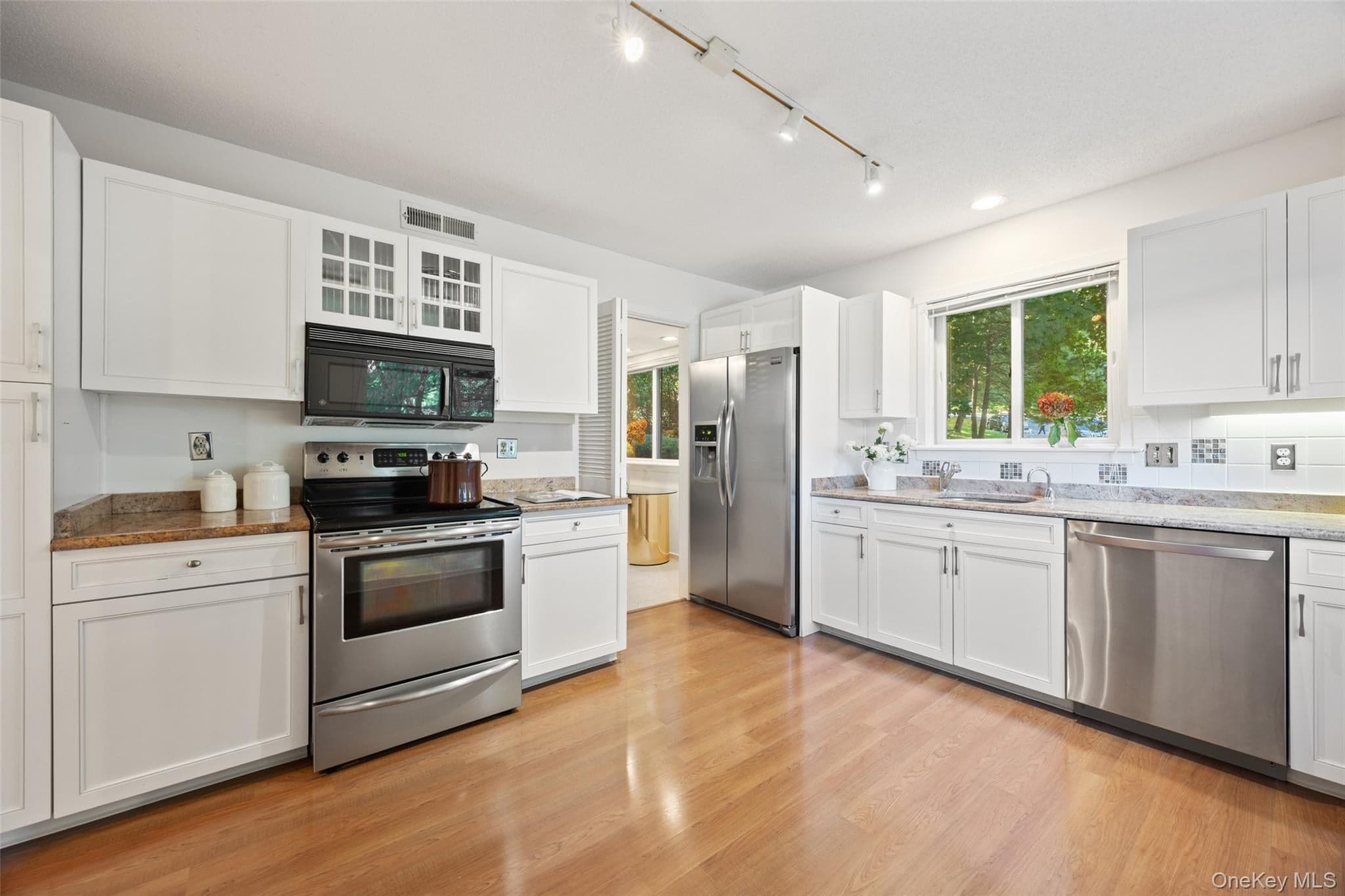 621 Heritage Hills Unit: B thumbnail 10