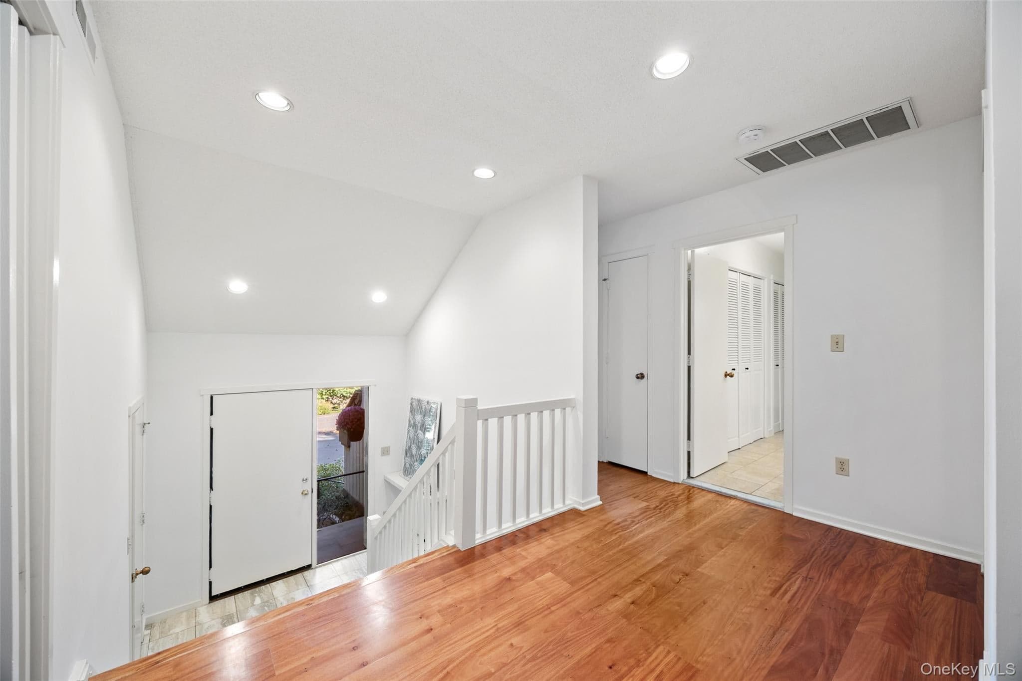 621 Heritage Hills Unit: B thumbnail 14