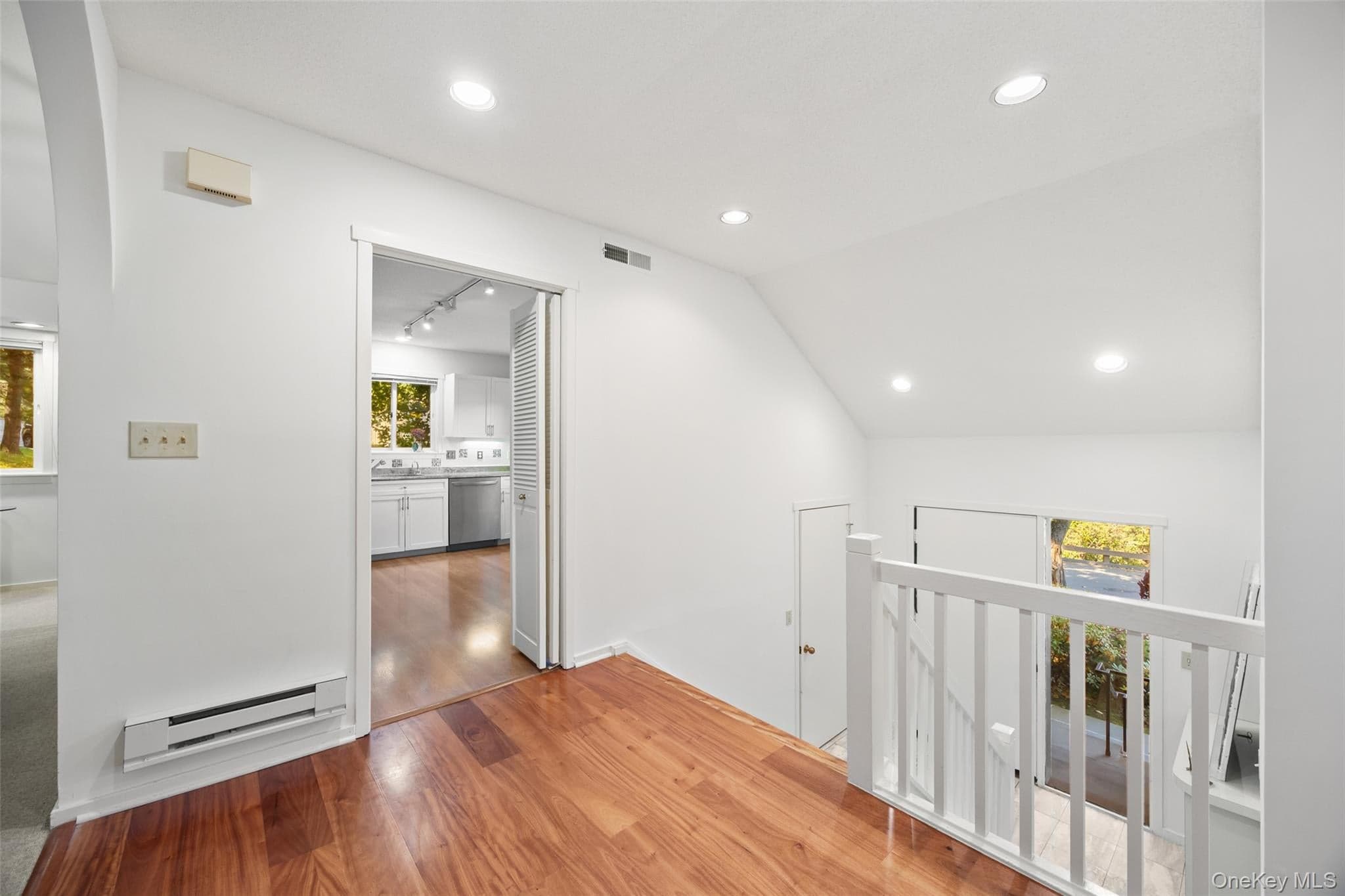 621 Heritage Hills Unit: B thumbnail 9