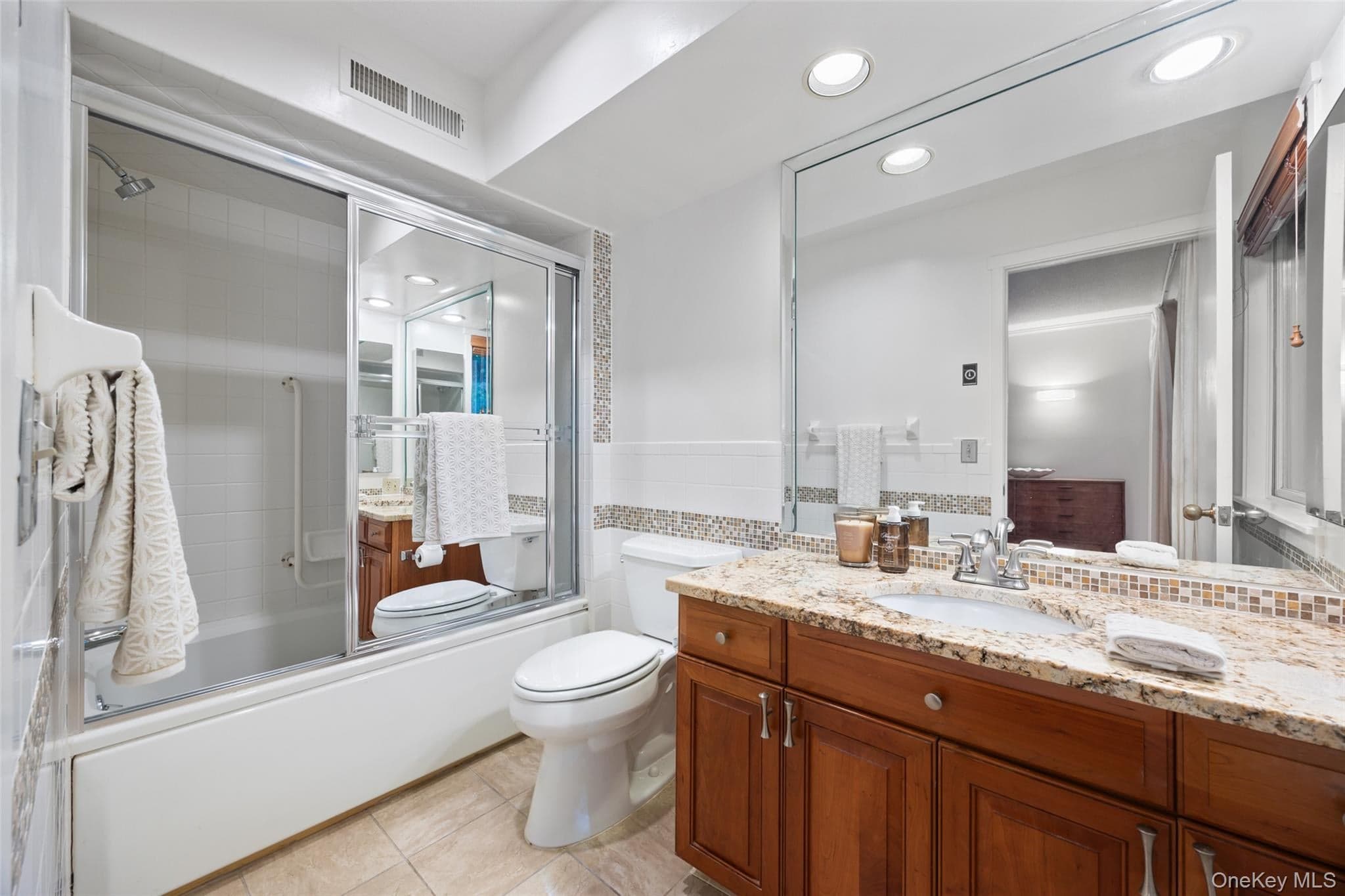 621 Heritage Hills Unit: B thumbnail 18