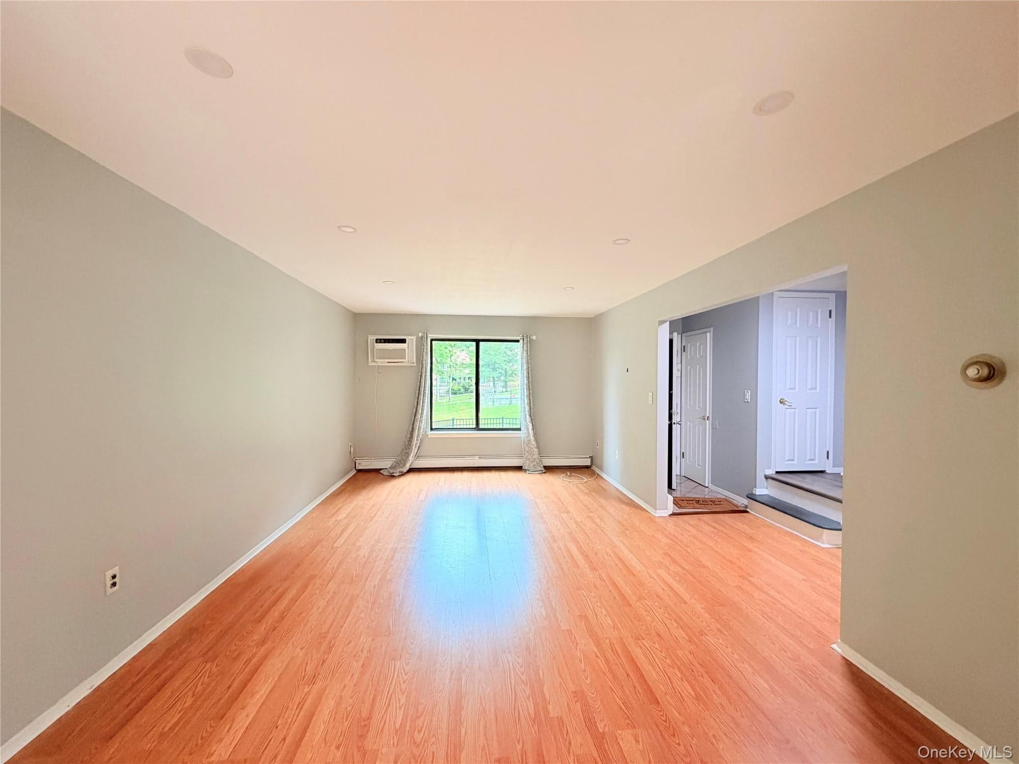 9 Heritage Drive Unit: B thumbnail 5