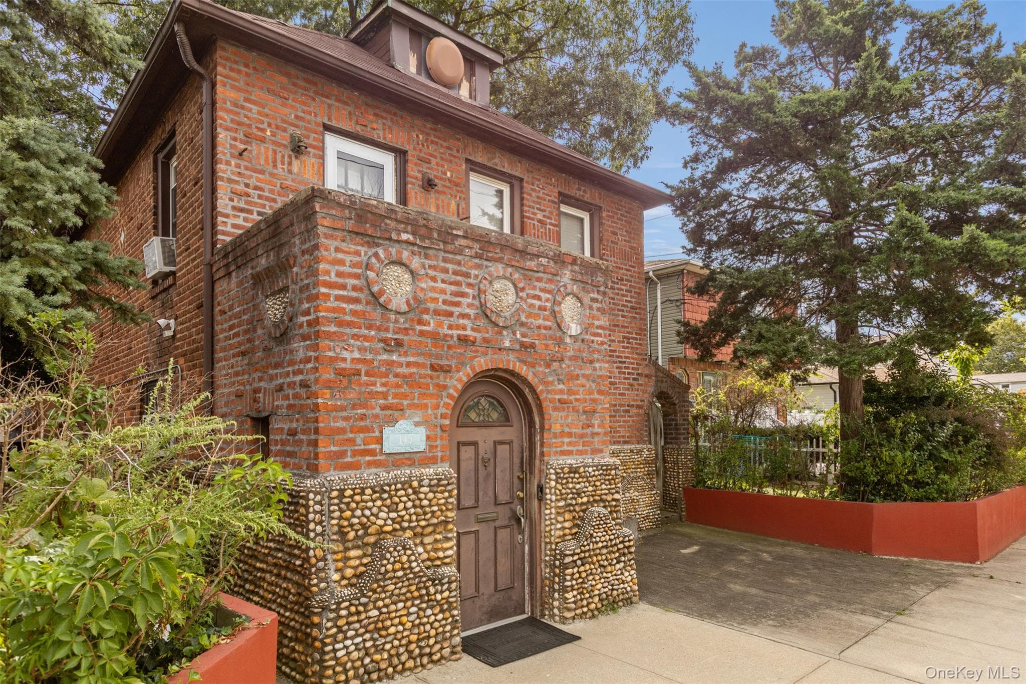 145 Arlington Avenue thumbnail 22