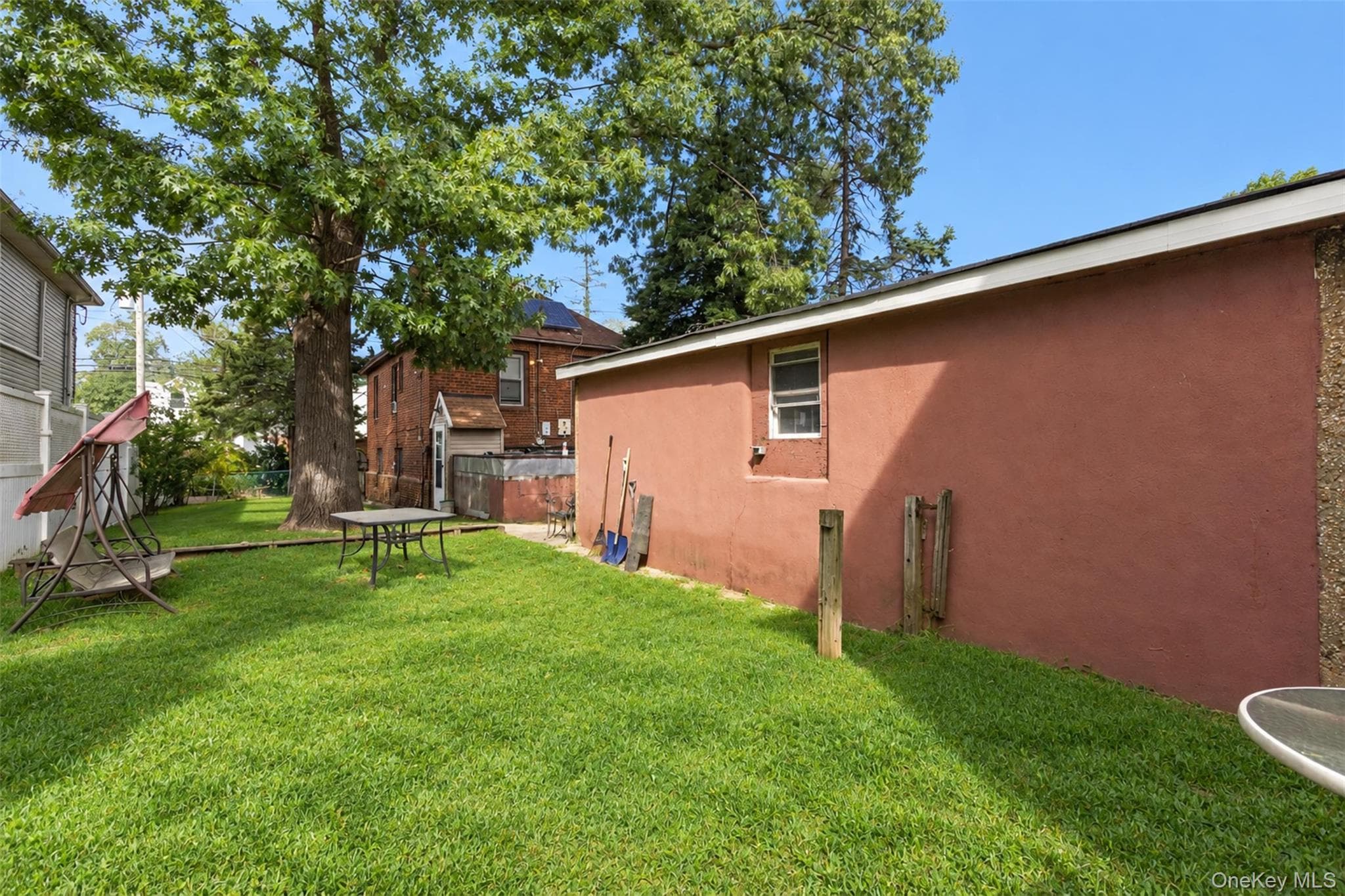 145 Arlington Avenue thumbnail 17