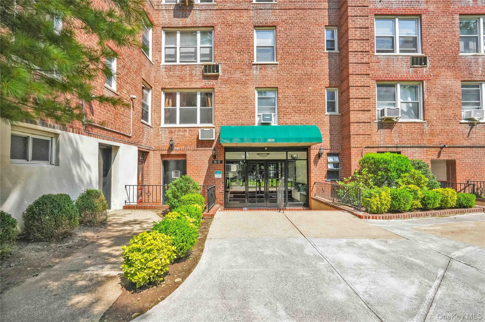 26-21 Union Street Unit: 1A thumbnail 18
