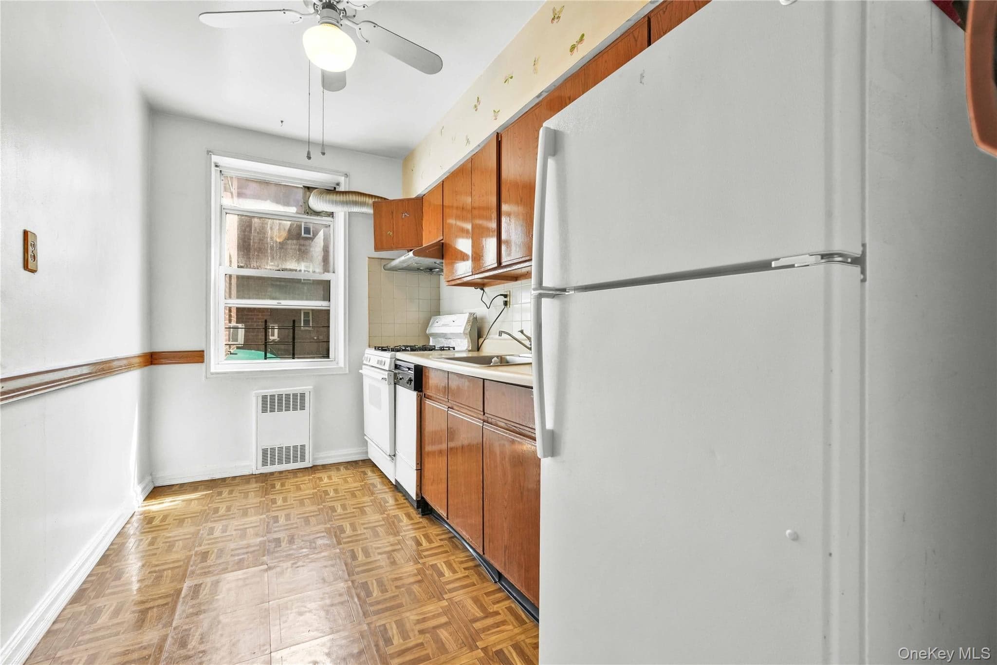 26-21 Union Street Unit: 1A thumbnail 11