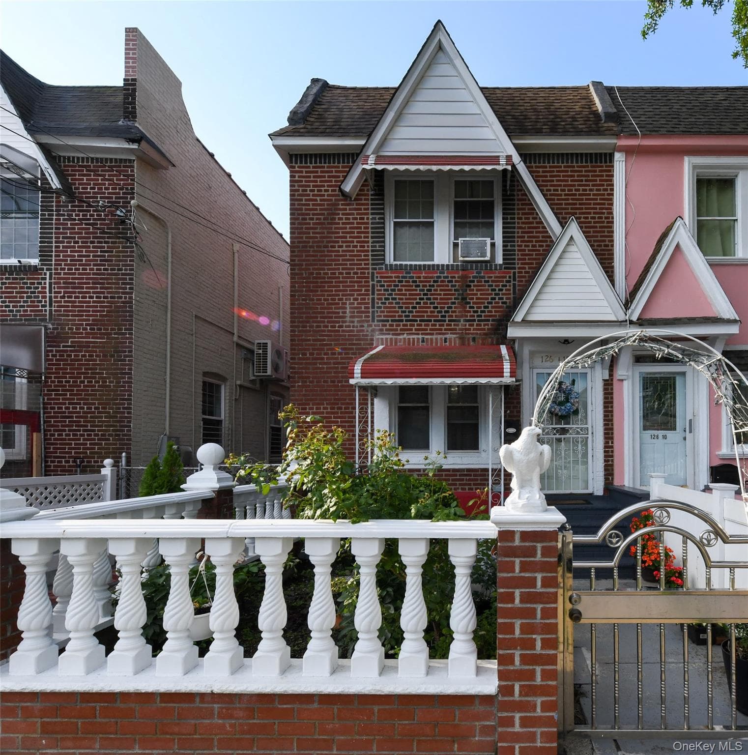 126-12 116th Avenue thumbnail 2