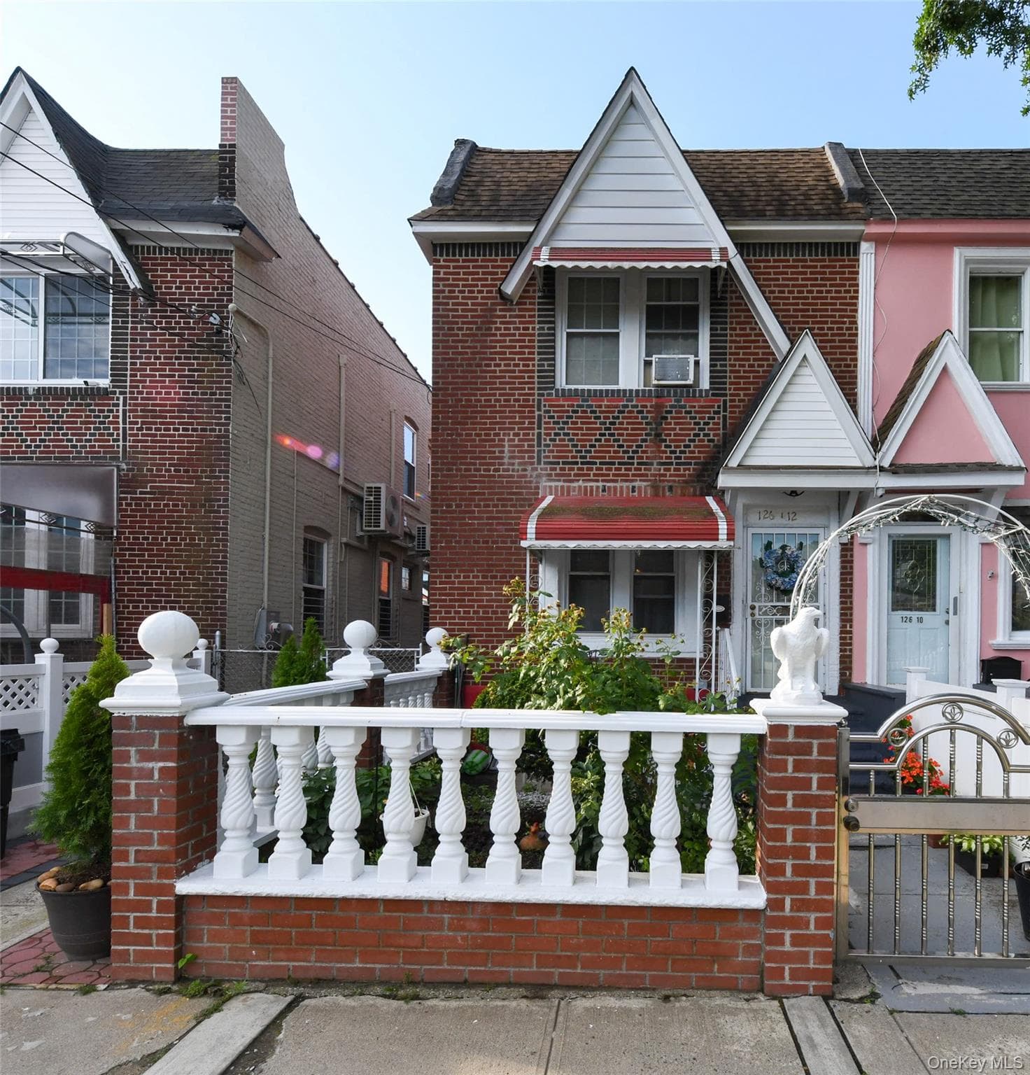 126-12 116th Avenue thumbnail 3