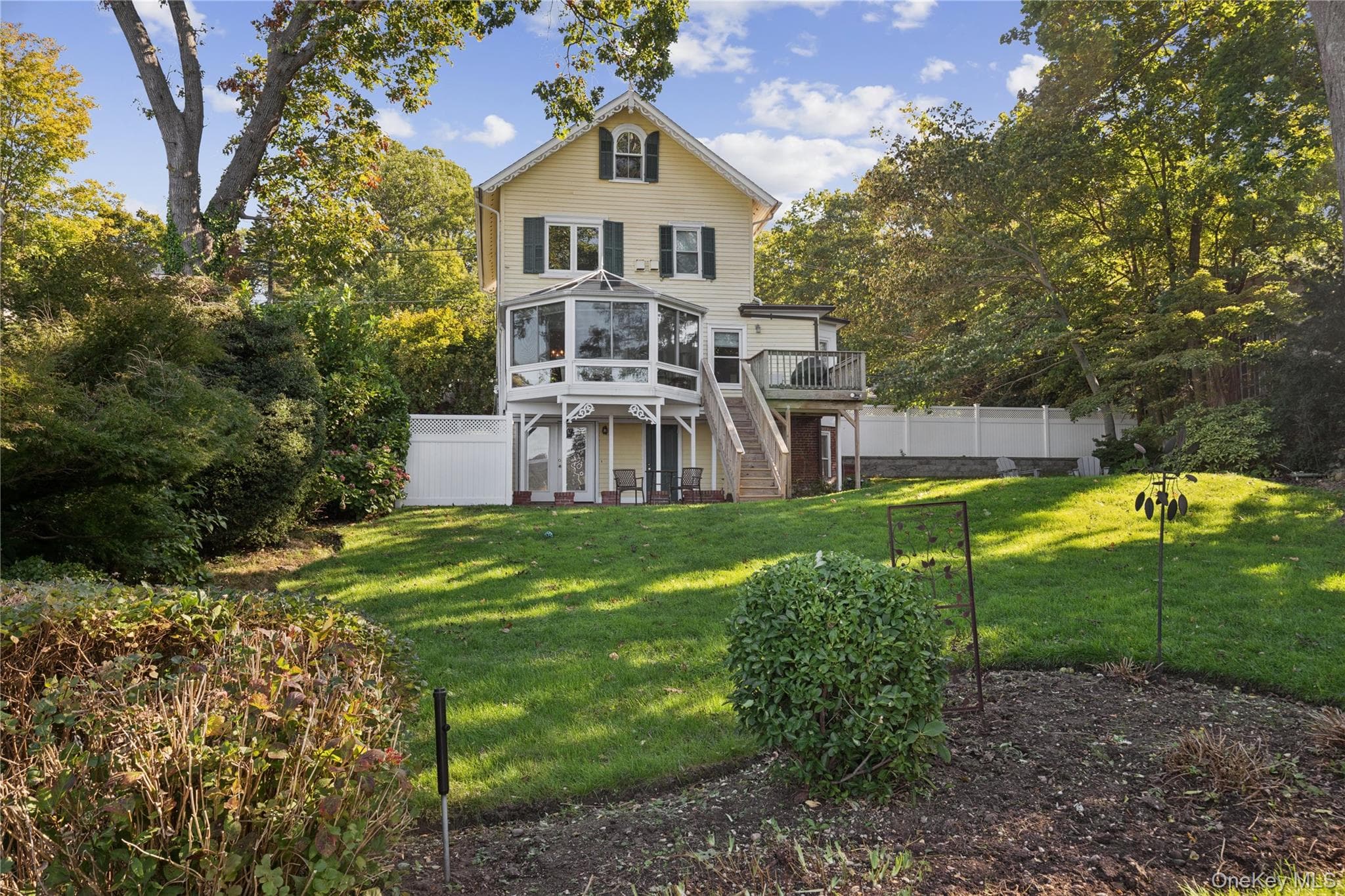 43 E Shore Road thumbnail 10