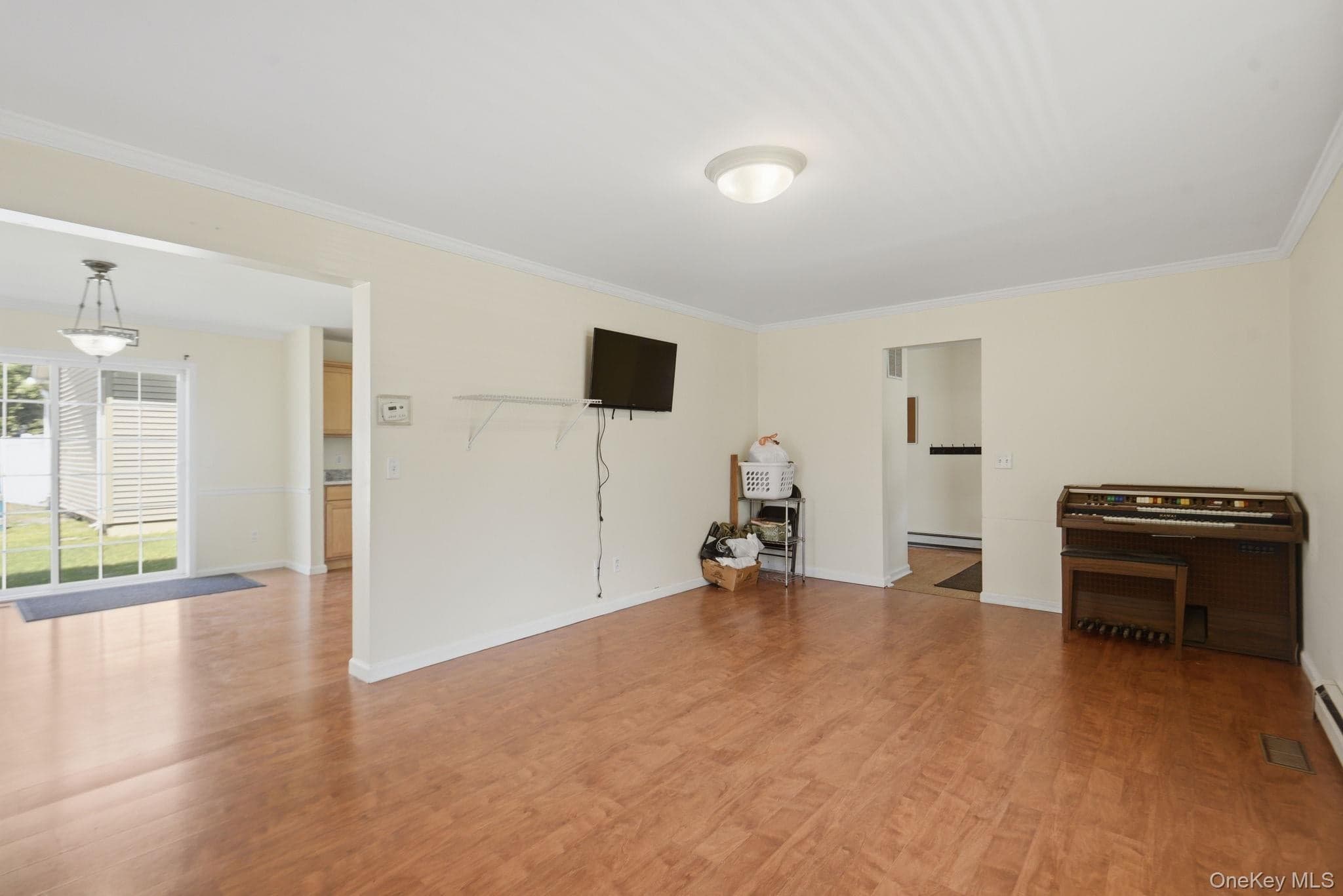 37 N Cedar Street thumbnail 9