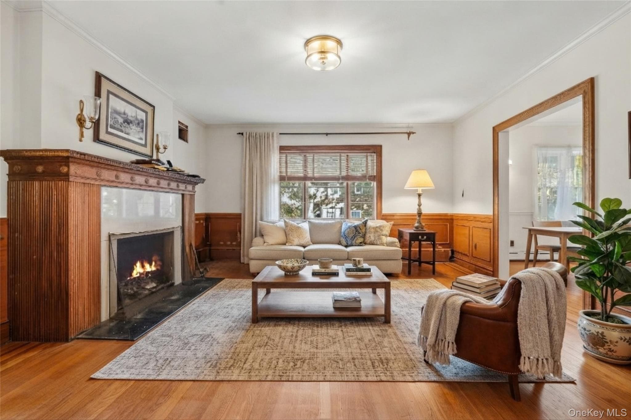132 E 238th Street thumbnail 3