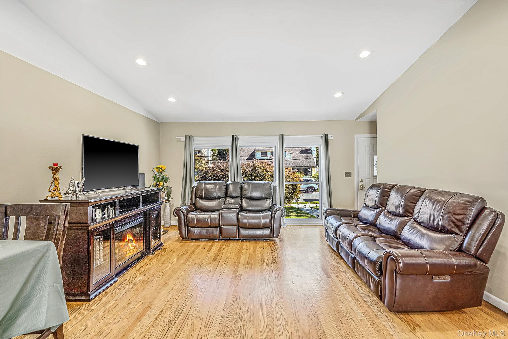 31 Lynwood Drive thumbnail 7