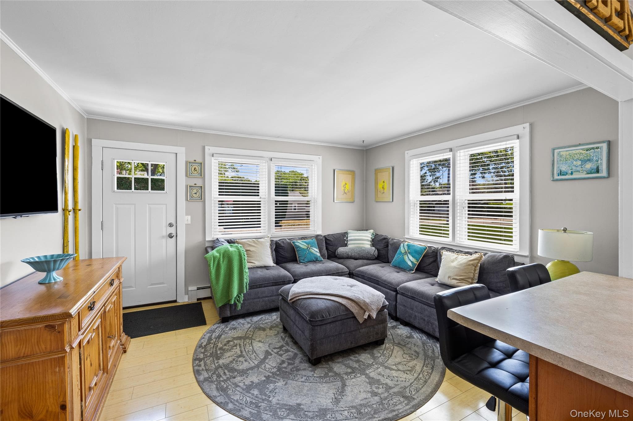 83 Beach Road thumbnail 6