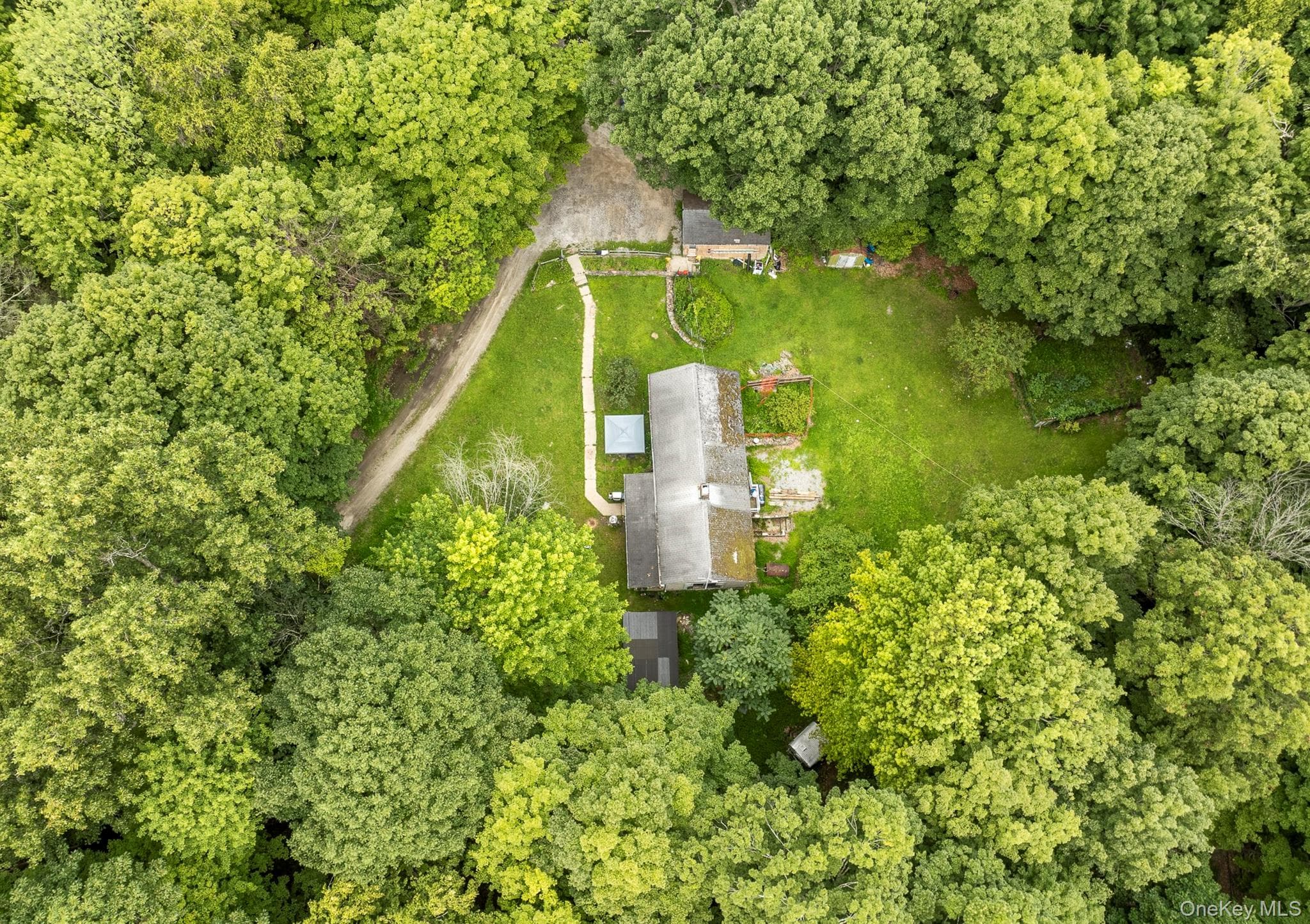 47 Rock Road thumbnail 26