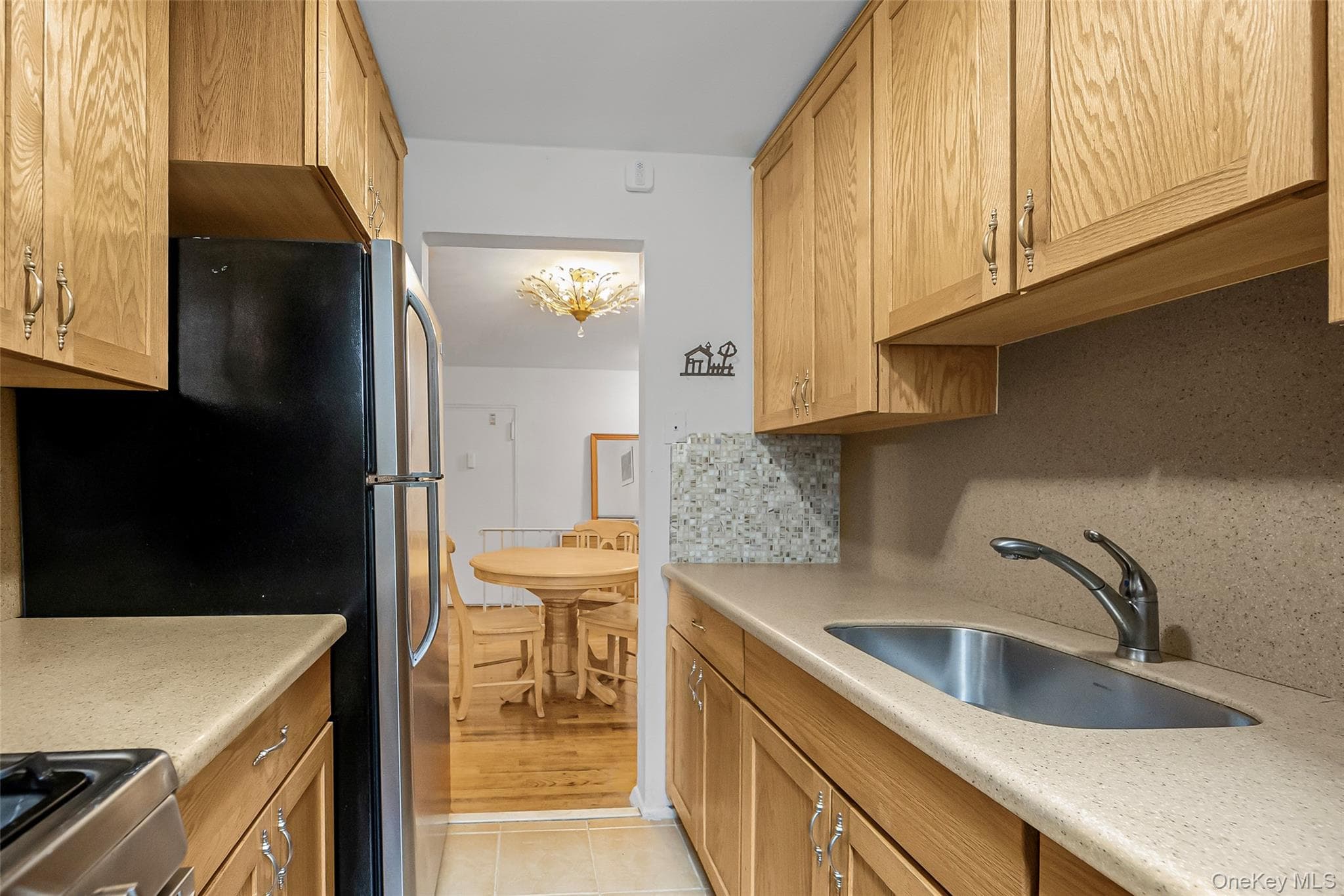 2550 Independence Avenue Unit: 2F thumbnail 6