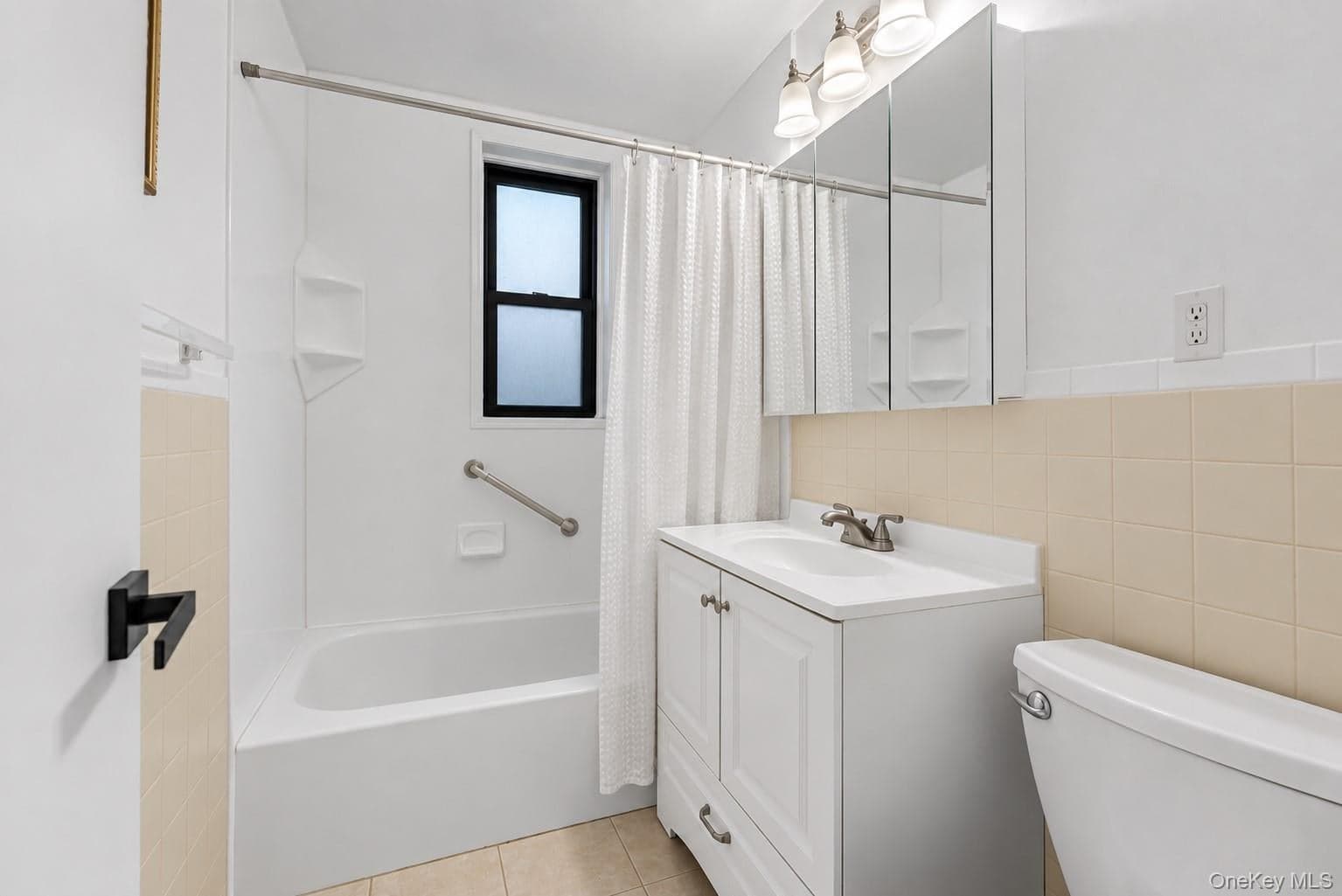 2550 Independence Avenue Unit: 2F thumbnail 11