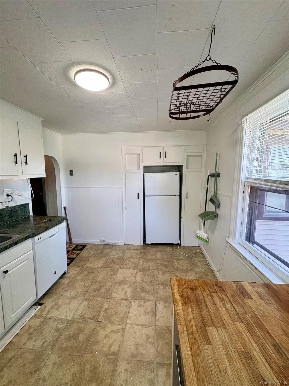 254 Hempstead Avenue thumbnail 14