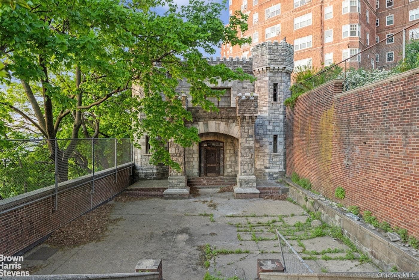 180 Cabrini Boulevard Unit: 118 thumbnail 36