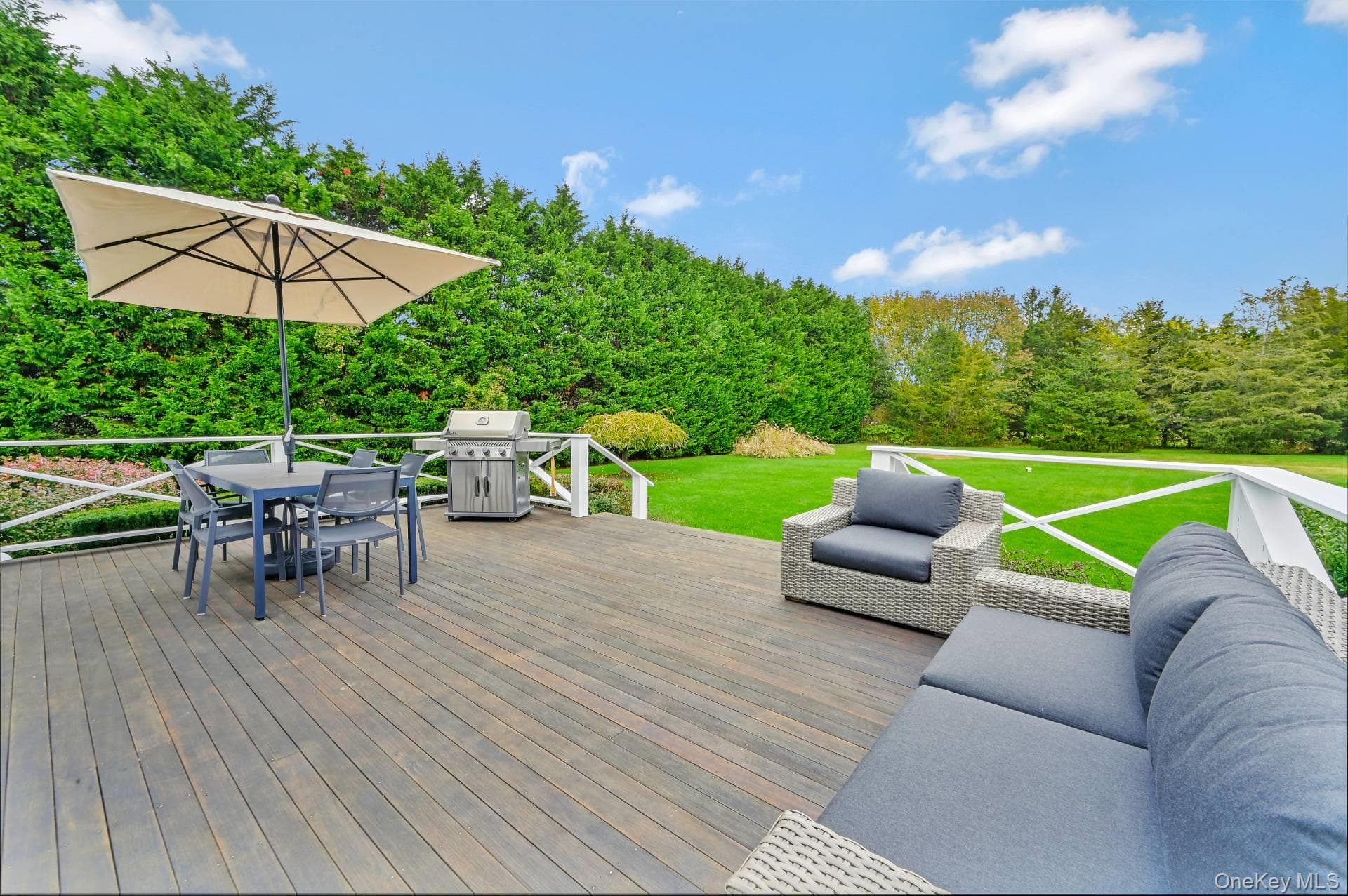 820 Gabriella Court thumbnail 9