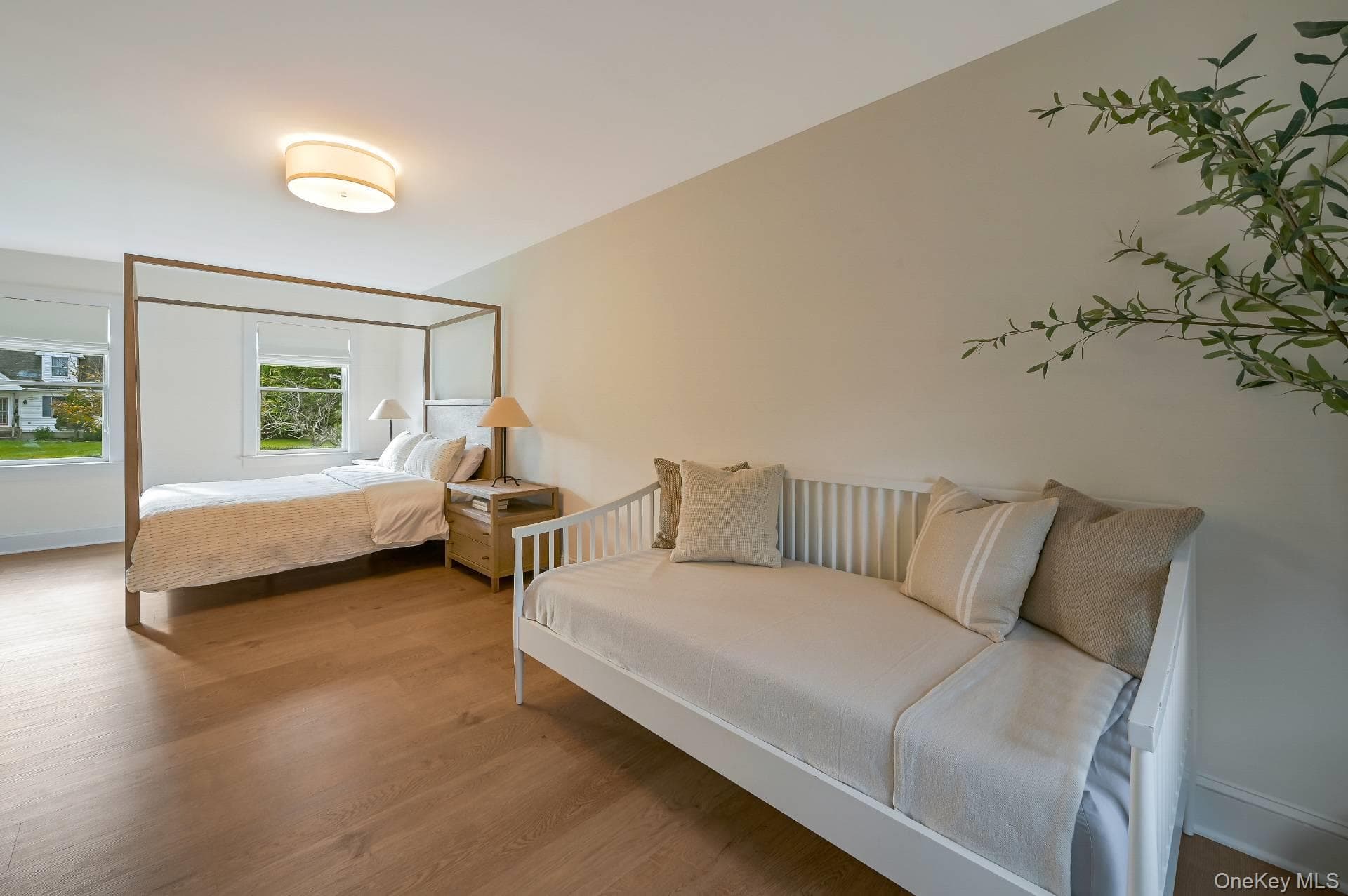 820 Gabriella Court thumbnail 13