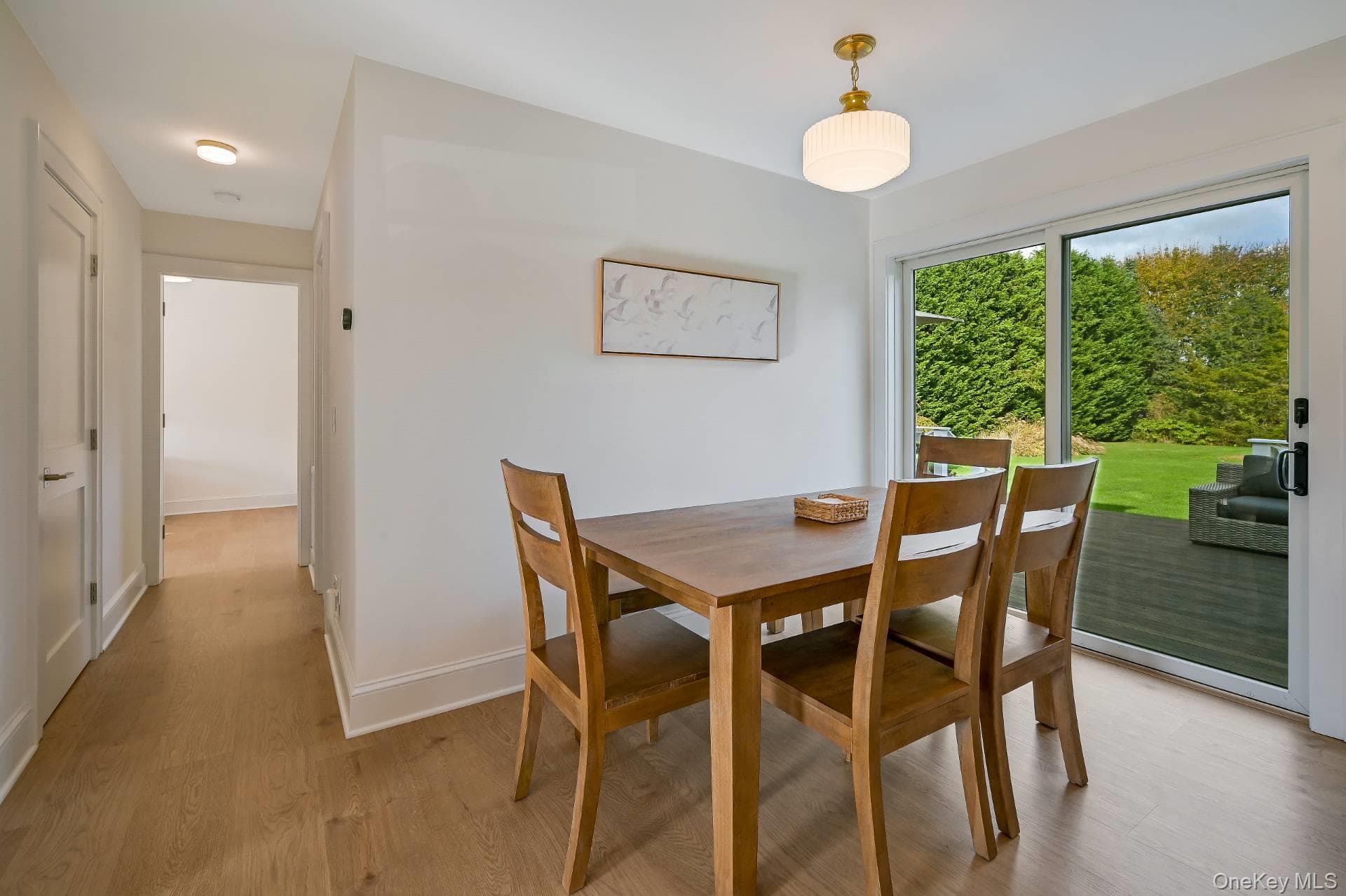 820 Gabriella Court thumbnail 6