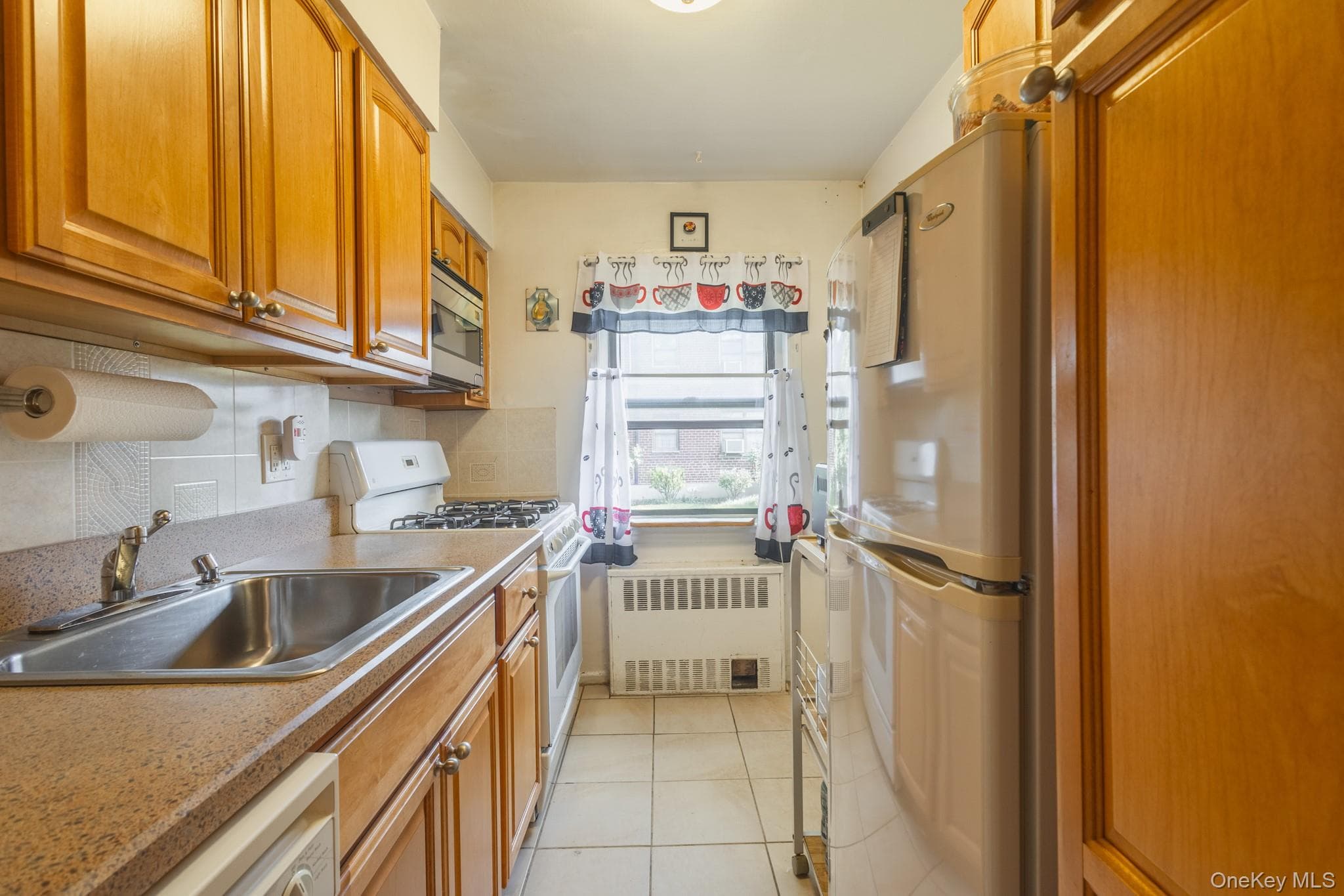 196-16 67th Avenue Unit: 1 thumbnail 8