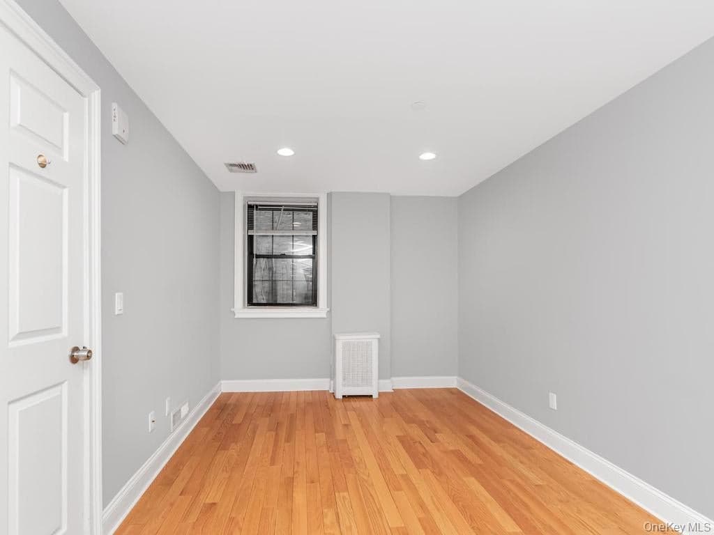 26 Pondfield Road Unit: F thumbnail 12