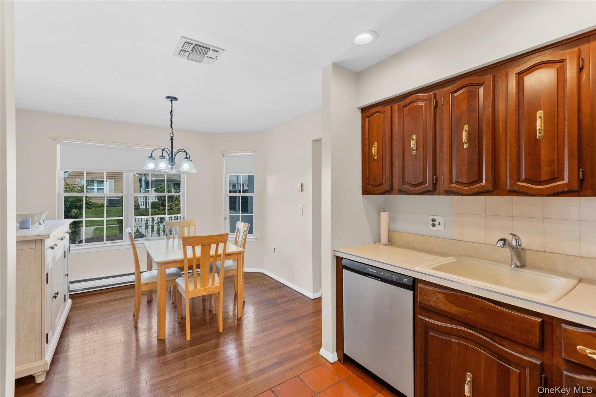 97 Revere Drive thumbnail 5