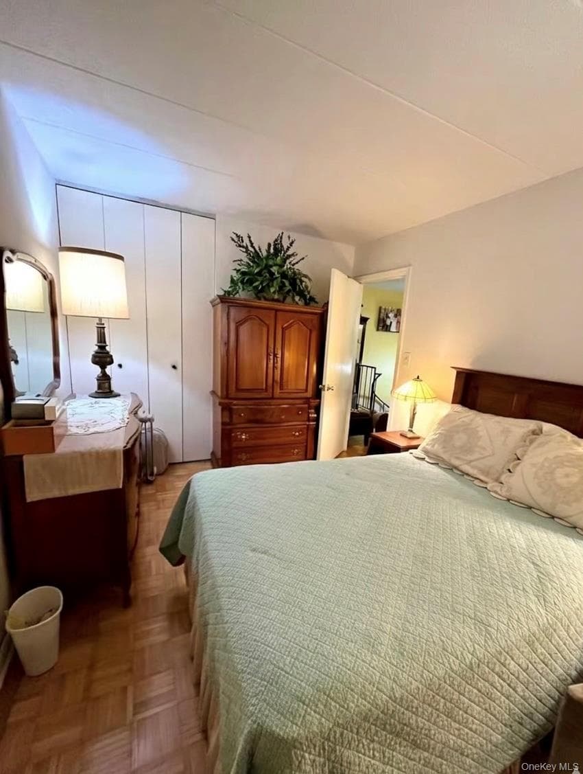 6809 242nd Street Unit: 33A thumbnail 8