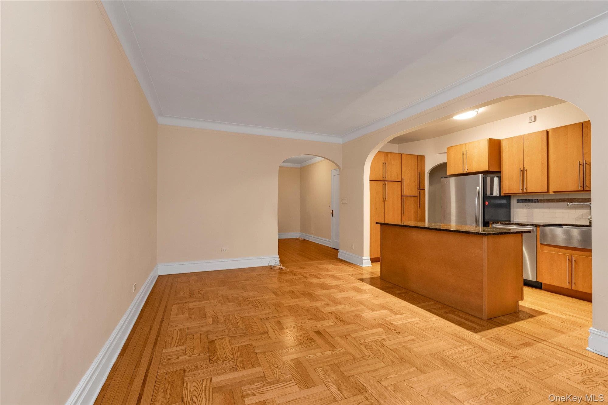 41-20 46 Street Unit: 4A thumbnail 4