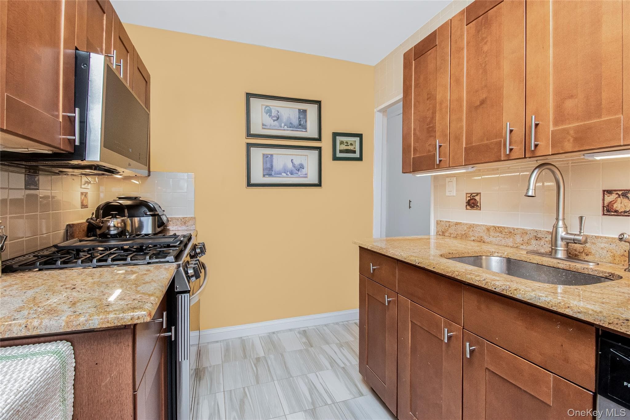 1020 Grand Concourse Unit: 11J thumbnail 16