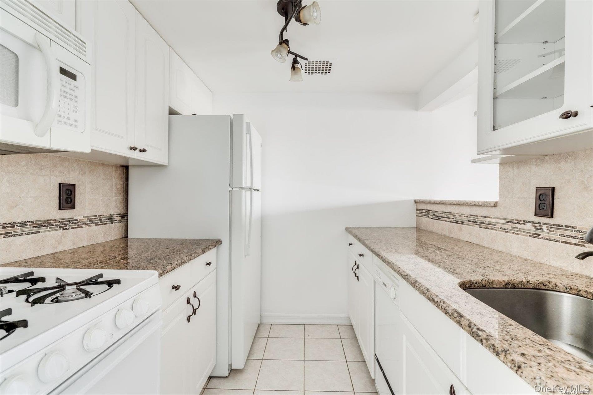 380 Fulton Street Unit: M2 thumbnail 7