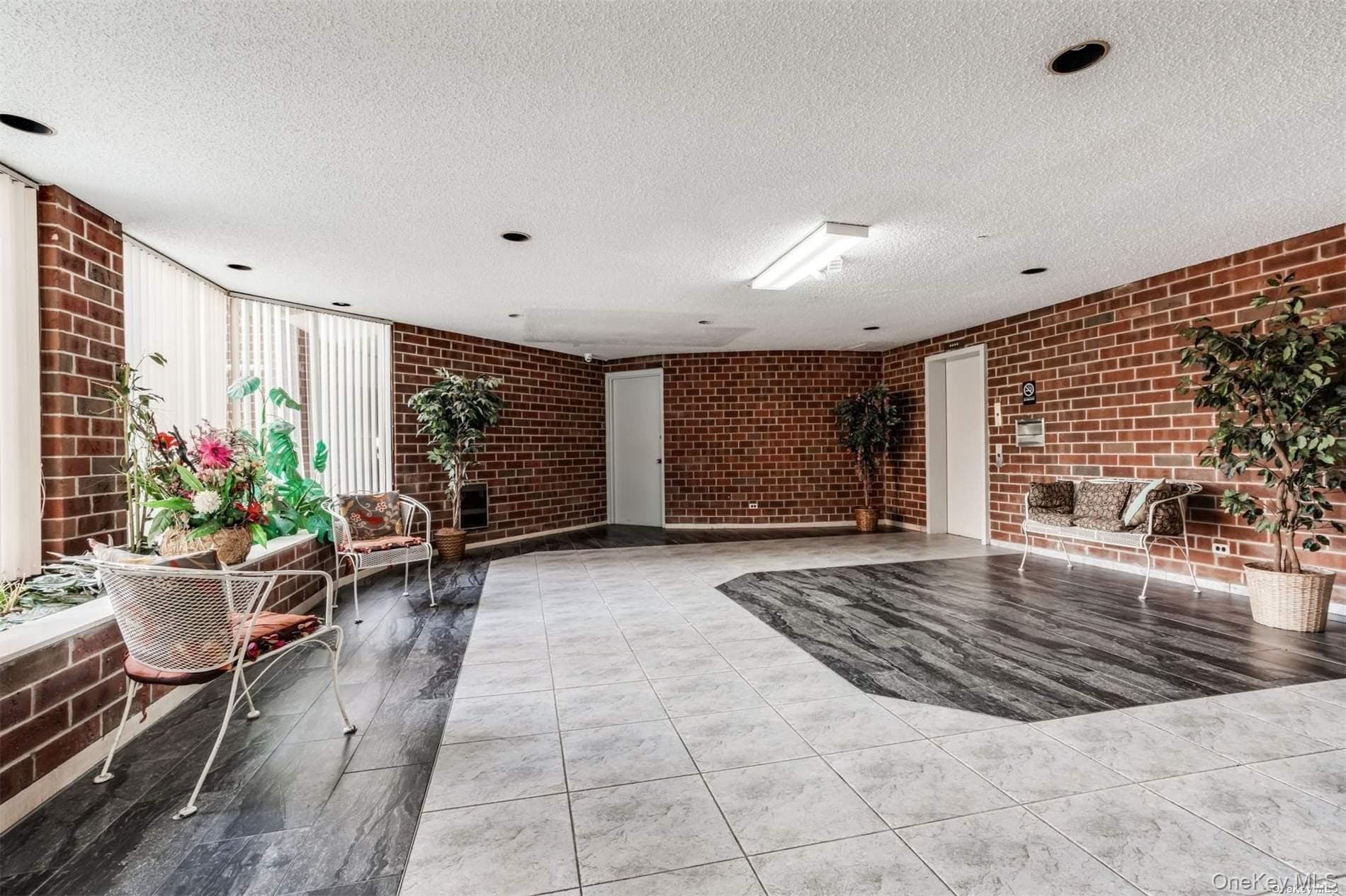 380 Fulton Street Unit: M2 thumbnail 4