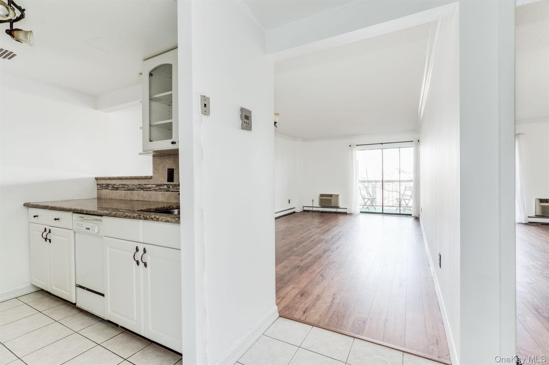 380 Fulton Street Unit: M2, Farmingdale