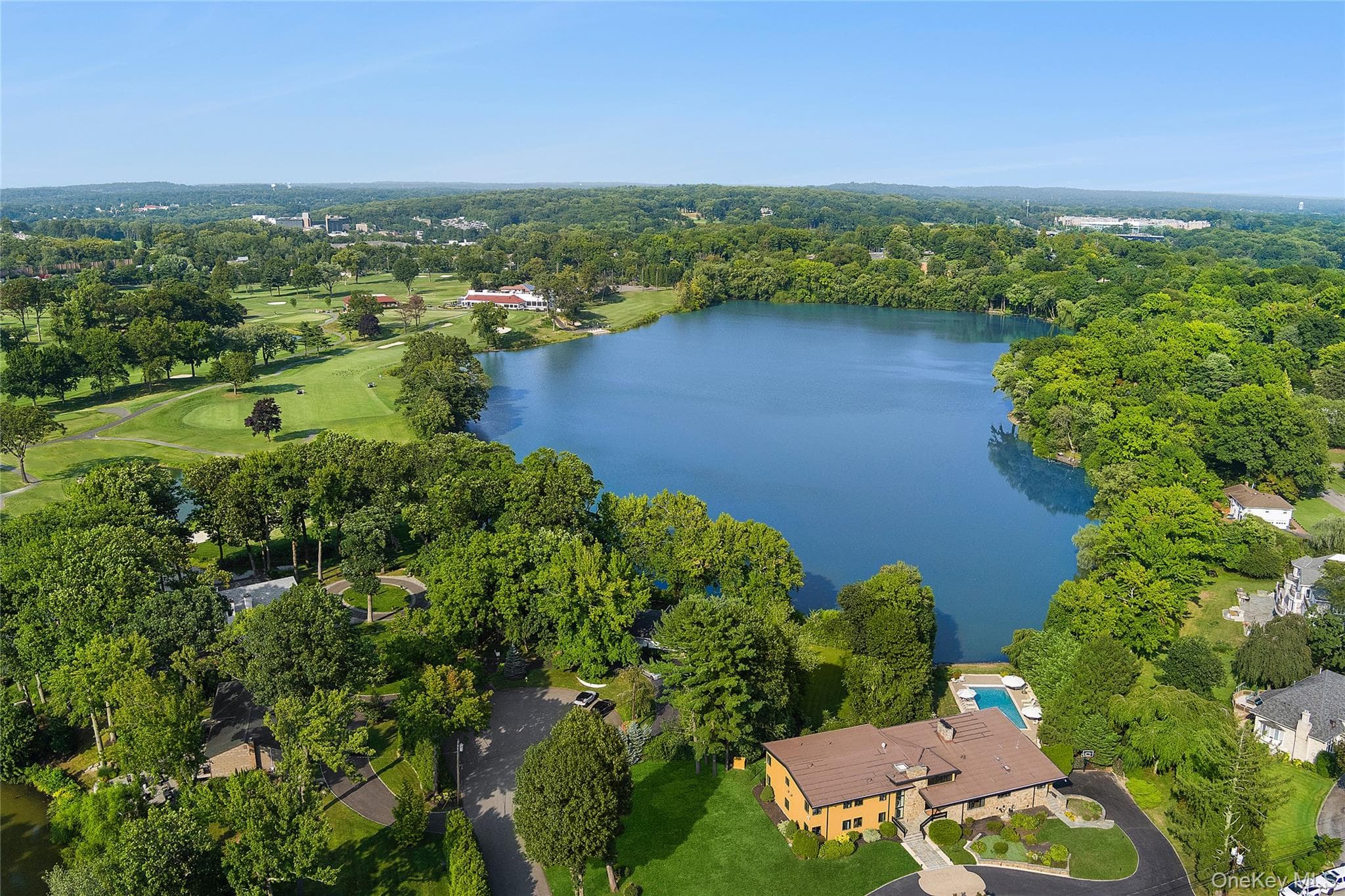 21 Lake Road thumbnail 12