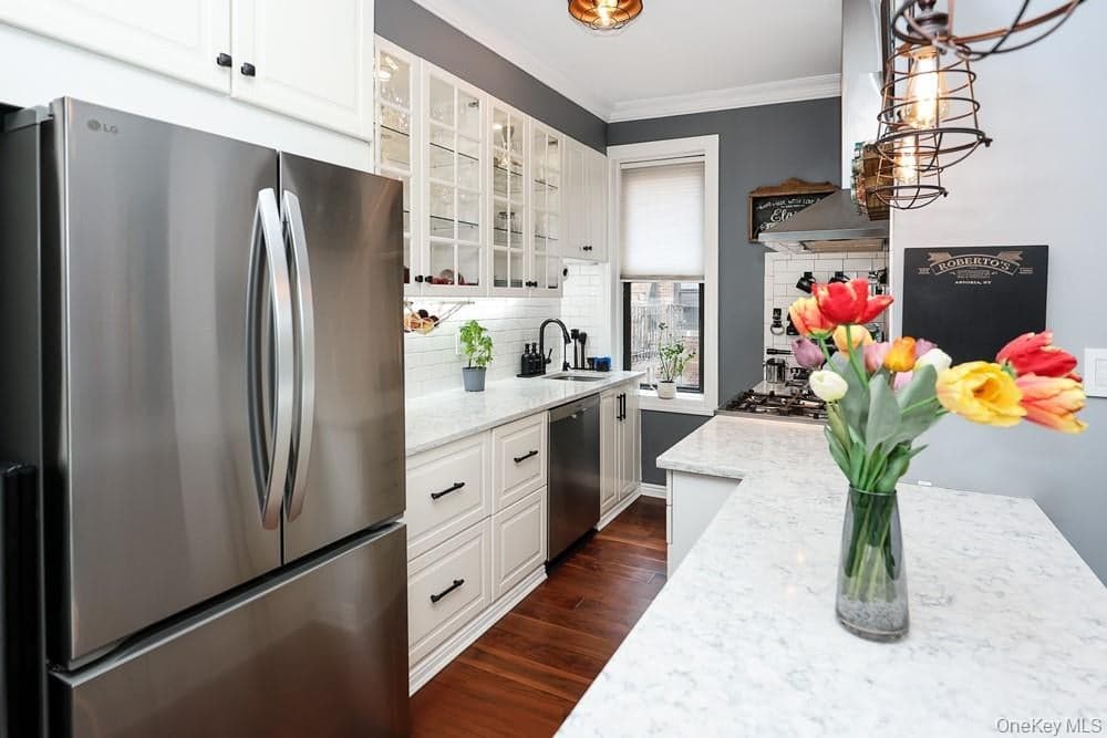 24-65 38th Street Unit: 10C thumbnail 5