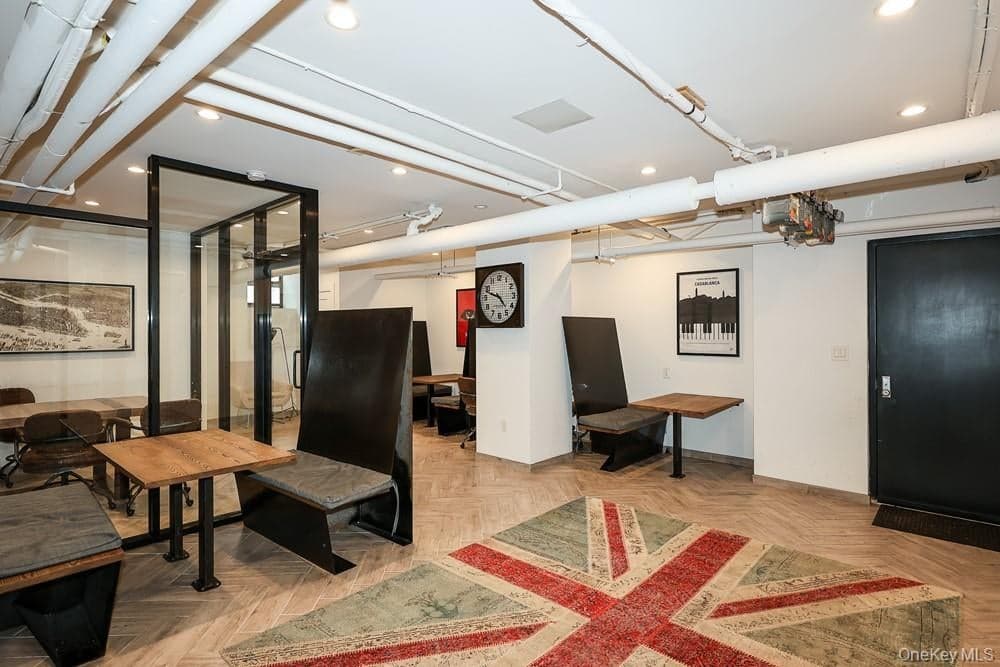 24-65 38th Street Unit: 10C thumbnail 20