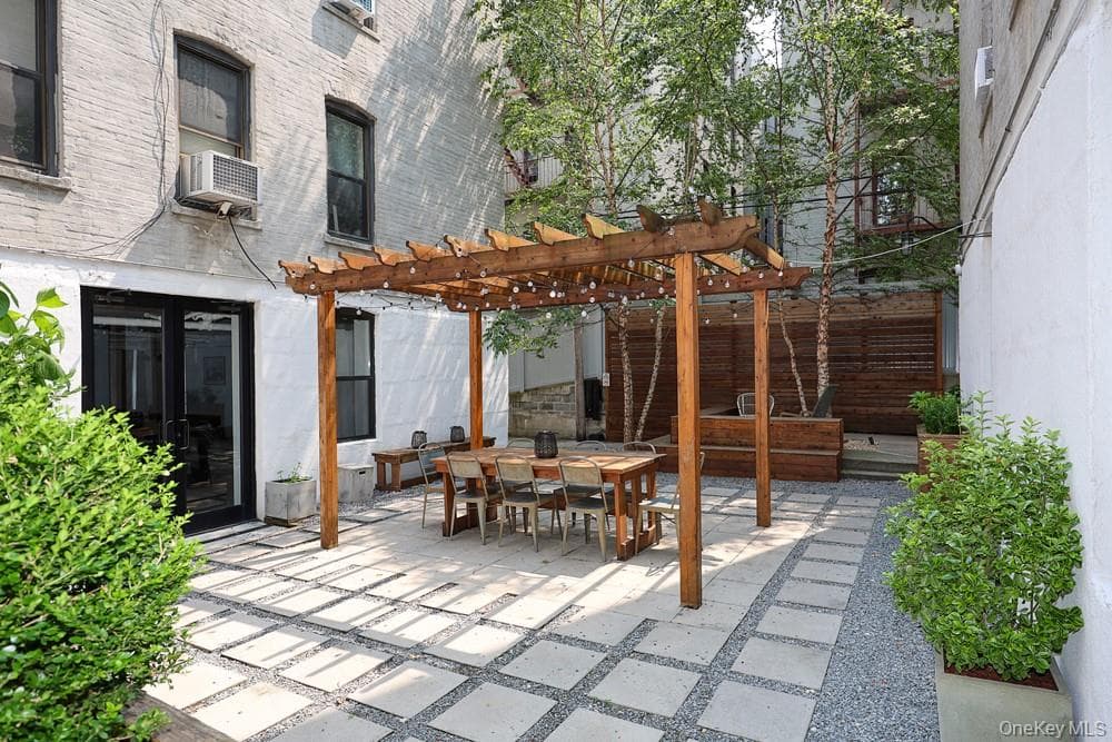 24-65 38th Street Unit: 10C thumbnail 14