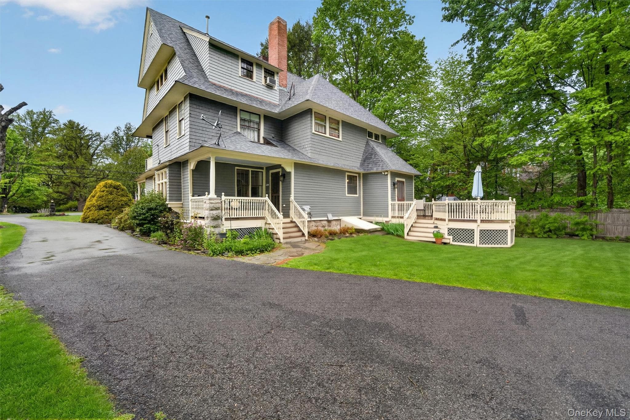 26 Maple Avenue thumbnail 2