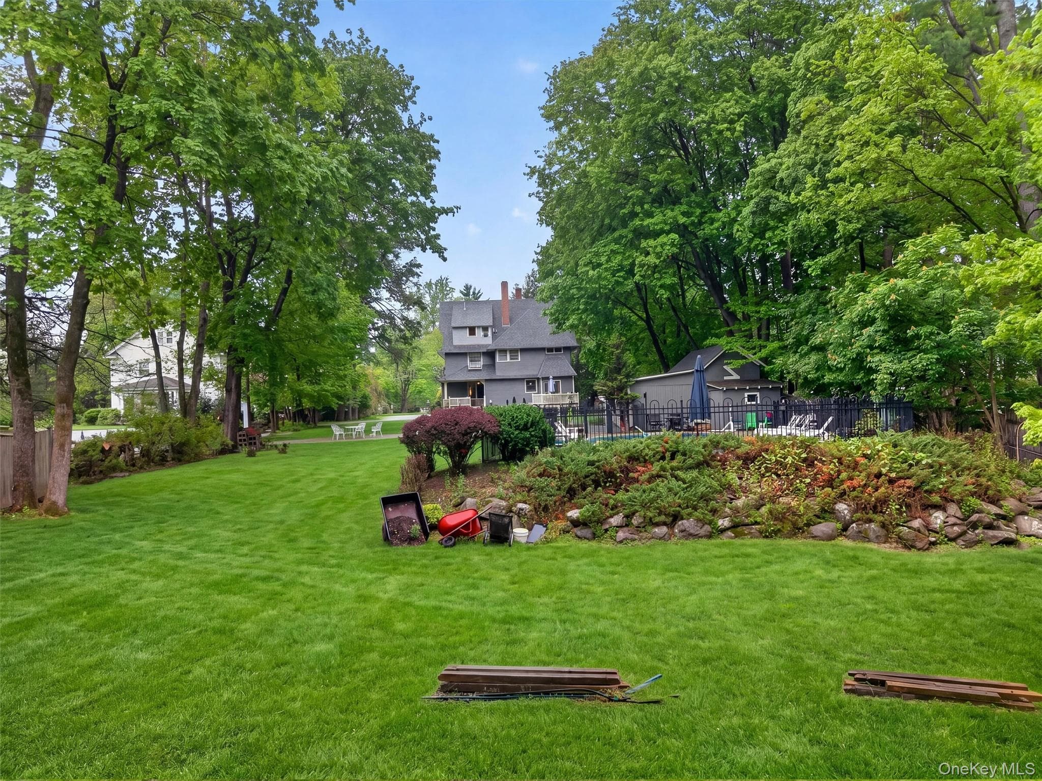 26 Maple Avenue thumbnail 45