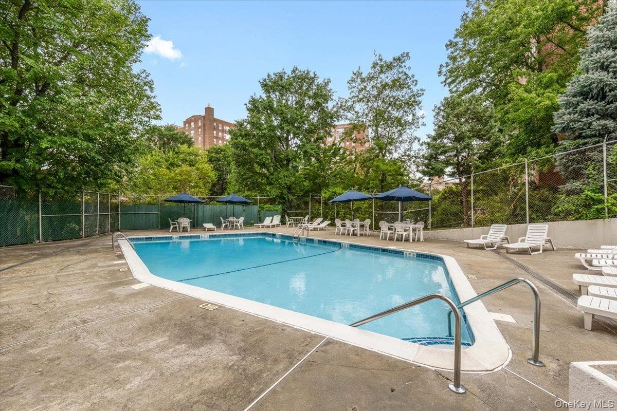 601 Kappock Street Unit: 1P thumbnail 20